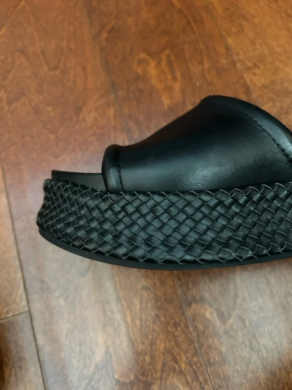 Dolce Vita Wimsyn Black Leather Platform Slide with Woven Platform, Size 8.5